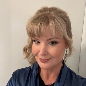 Meet your Posher, Sally